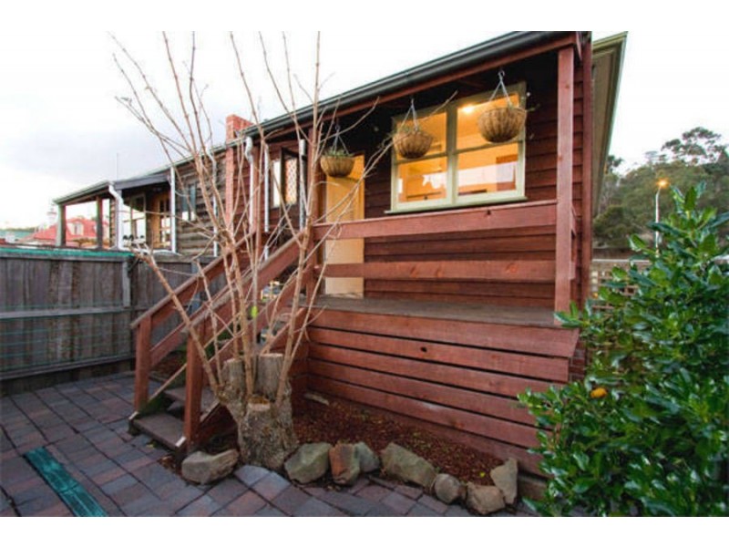 194 Brooker Avenue, North Hobart TAS 7000