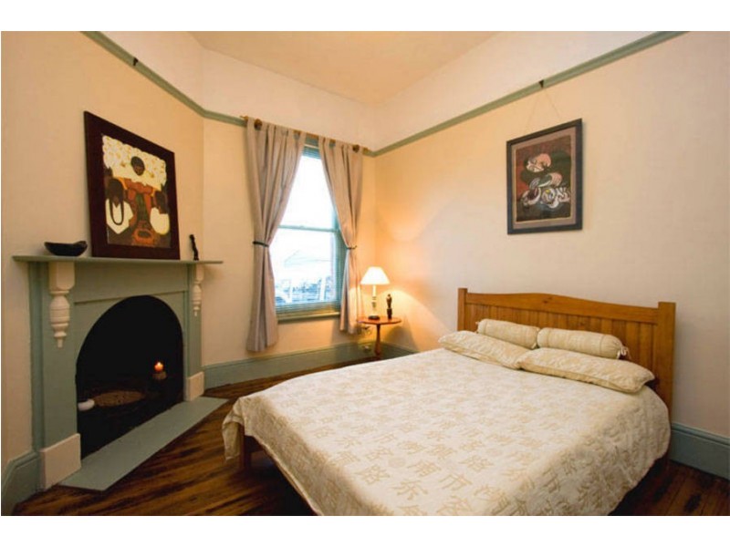 194 Brooker Avenue, North Hobart TAS 7000