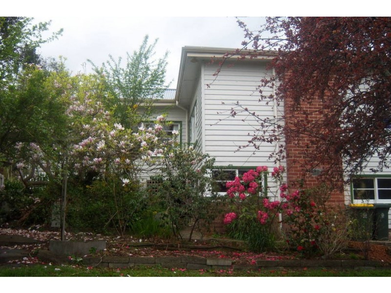 11 Jenkins Street, Taroona TAS 7053