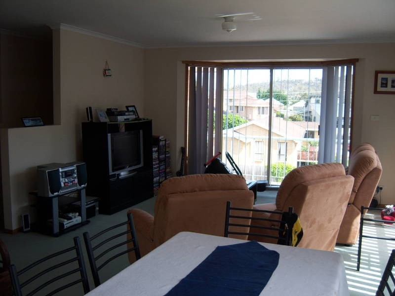 2/36 Clinton Road, Geilston Bay TAS 7015