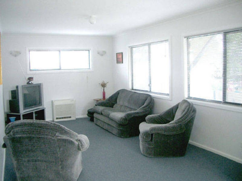 6 Algona Street, South Arm TAS 7022