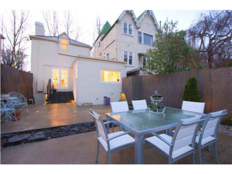 12 Fitzroy Place, Sandy Bay TAS 7005