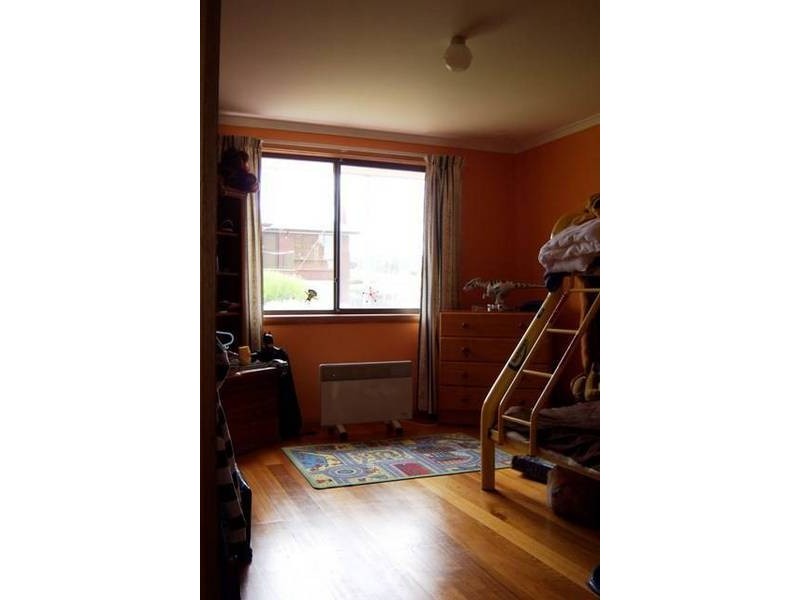 6 Maum Street, Rokeby TAS 7019