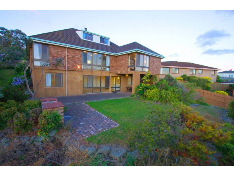 9 Waverley Street, Bellerive TAS 7018