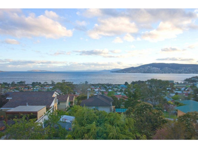 9 Waverley Street, Bellerive TAS 7018