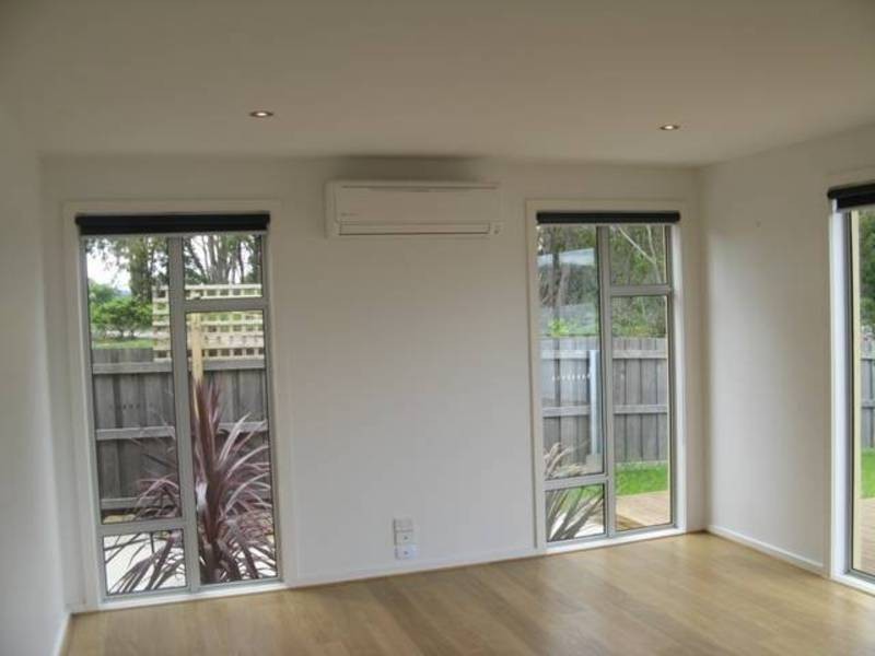 2/27 Staff Road, Electrona TAS 7054