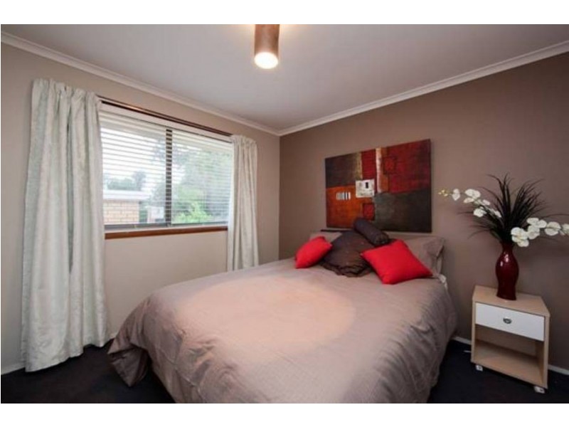 7 Officer Street, Rosetta TAS 7010
