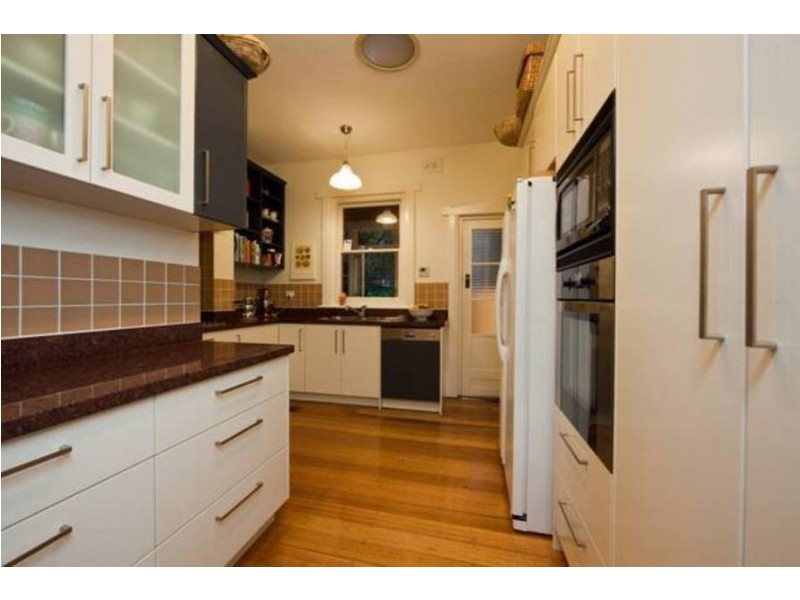 1 McTavish Avenue, North Hobart TAS 7000