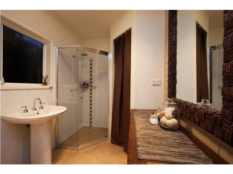 1 McTavish Avenue, North Hobart TAS 7000