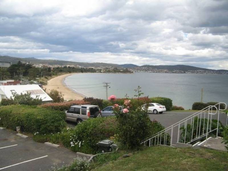 1/15 Chapman Street, Bellerive TAS 7018