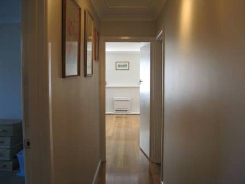 29 Henley Street, Lindisfarne TAS 7015