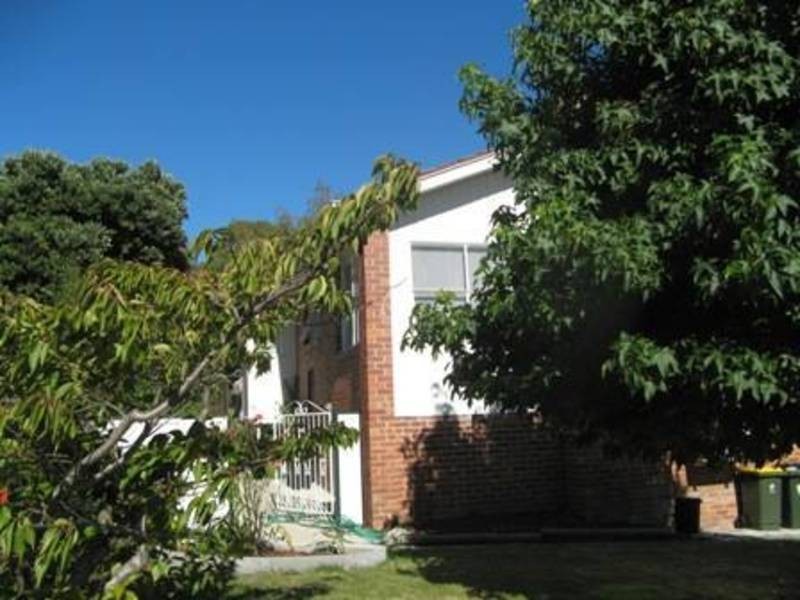 29 Henley Street, Lindisfarne TAS 7015