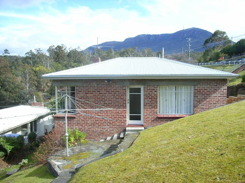 3/5 Nevin Street, South Hobart TAS 7004