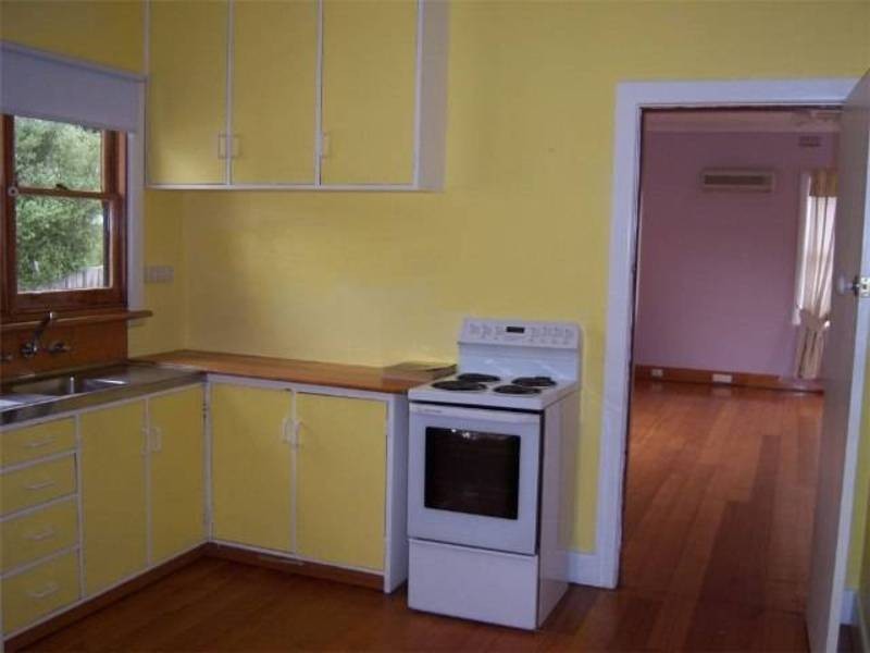 99 CLINTON ROAD, Geilston Bay TAS 7015