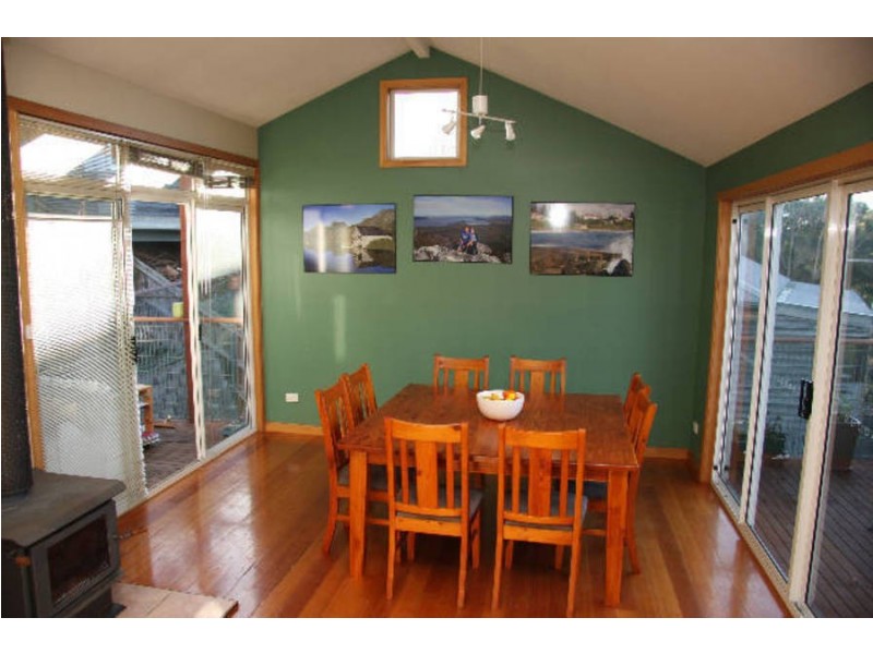 39 Liverpool Crescent, West Hobart TAS 7000