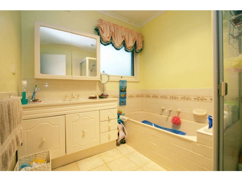 84 Lipton Drive, Frankston VIC 3199