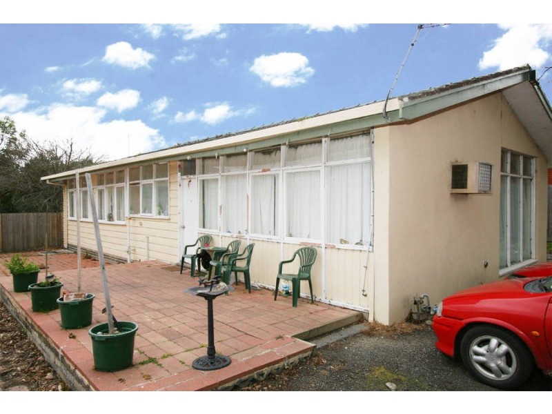 1 Kenilworth Avenue, Frankston VIC 3199