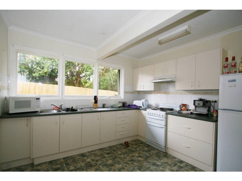 1 Kenilworth Avenue, Frankston VIC 3199