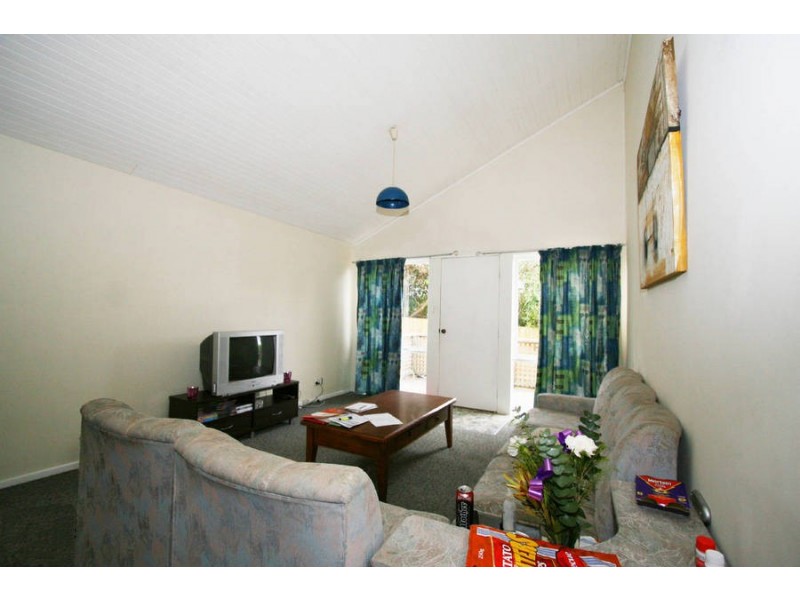 1 Kenilworth Avenue, Frankston VIC 3199