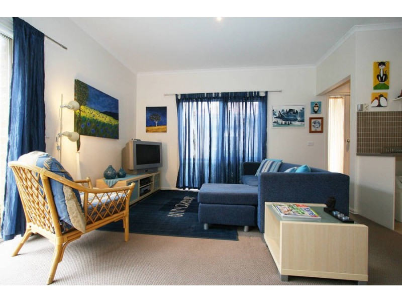 8/8-10 Reservoir Road, Frankston VIC 3199
