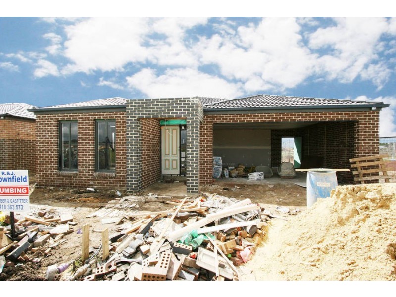 Lot/1250 Statesman Circuit, Cranbourne VIC 3977