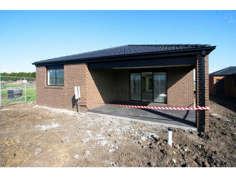 Lot/1243 Statesman Circuit, Cranbourne VIC 3977