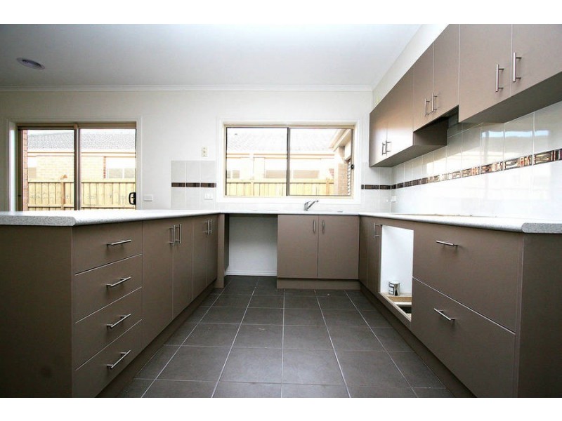 Cranbourne North VIC 3977