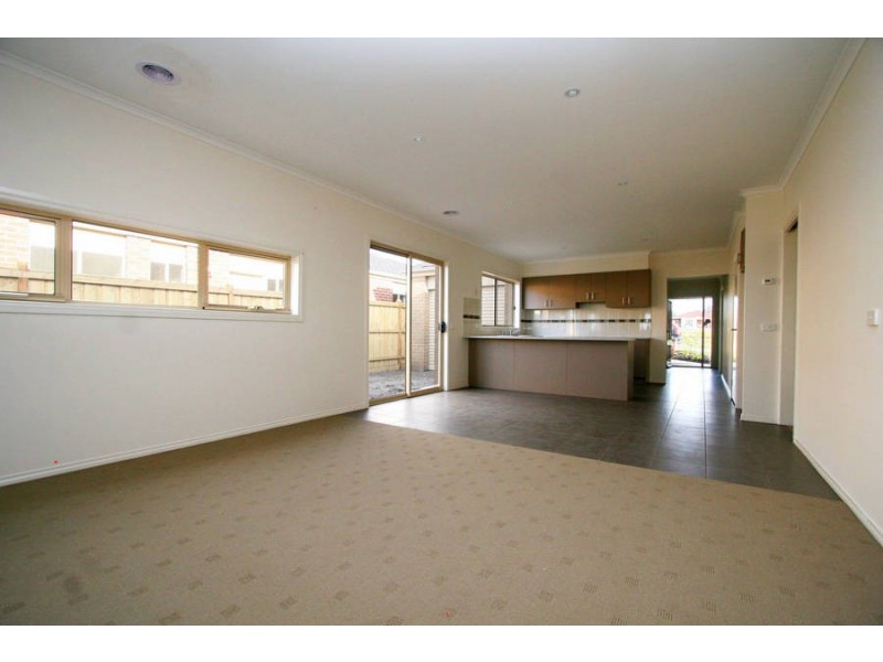 Cranbourne North VIC 3977