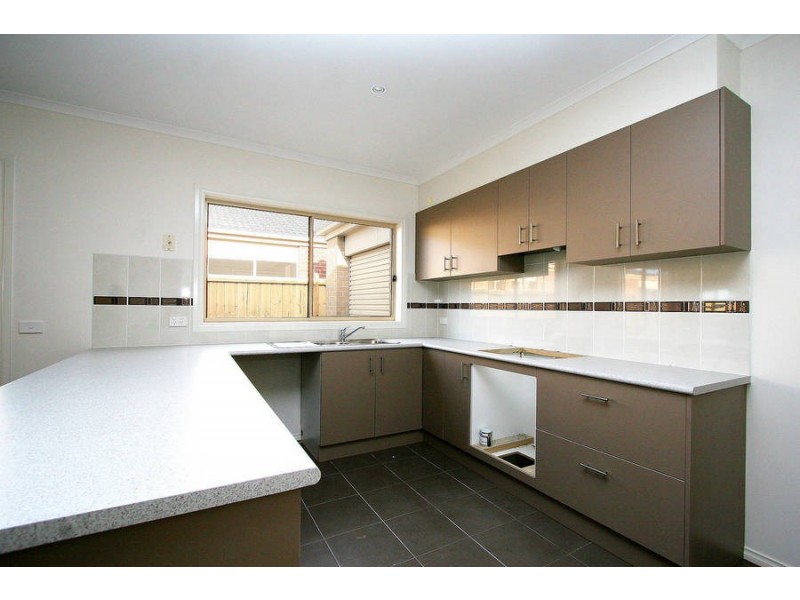 Cranbourne North VIC 3977