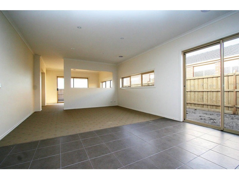 Cranbourne North VIC 3977