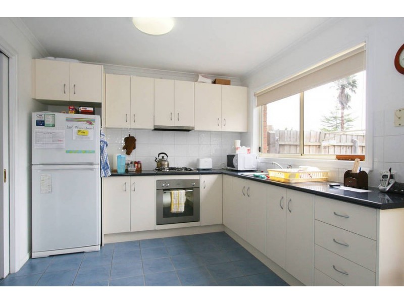 4/4 Barak Court, Frankston VIC 3199