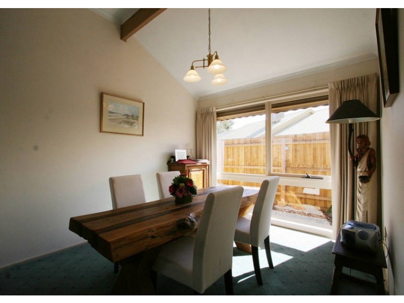 5 Murray Close, Frankston VIC 3199