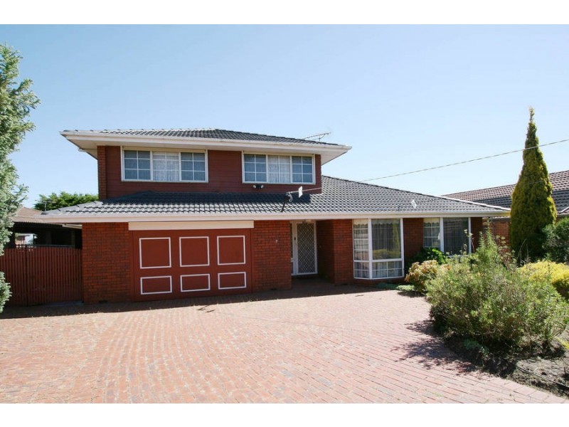 7 Mount Erin Crescent, Frankston South VIC 3199