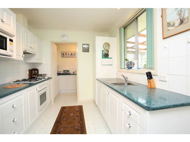 29 Derna Crescent, Frankston VIC 3199