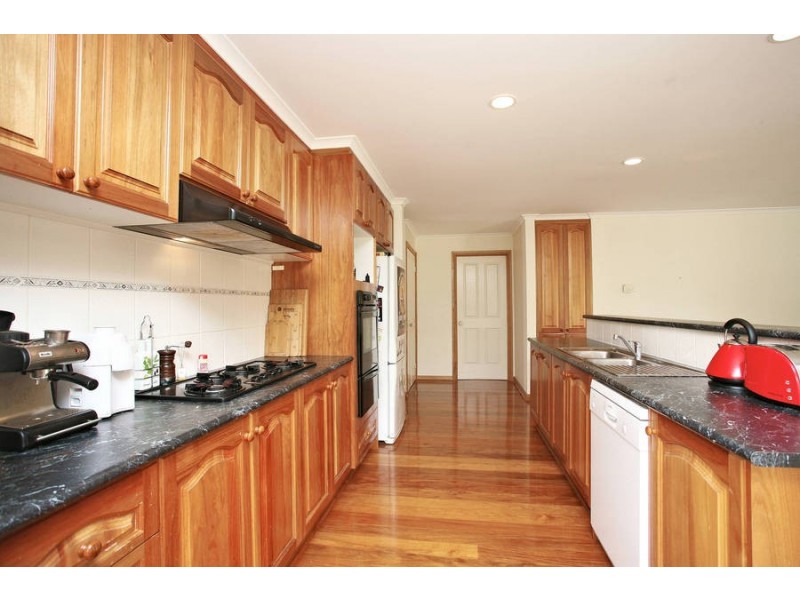 13 Heathwren Close, Frankston South VIC 3199