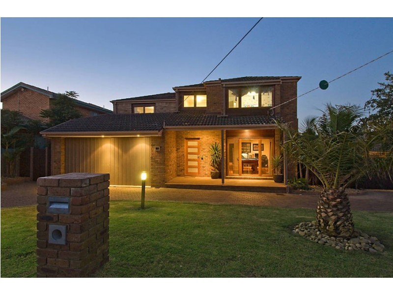 46 Mount Erin Crescent, Frankston South VIC 3199