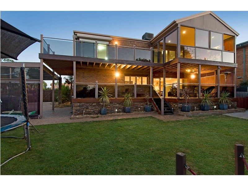 46 Mount Erin Crescent, Frankston South VIC 3199