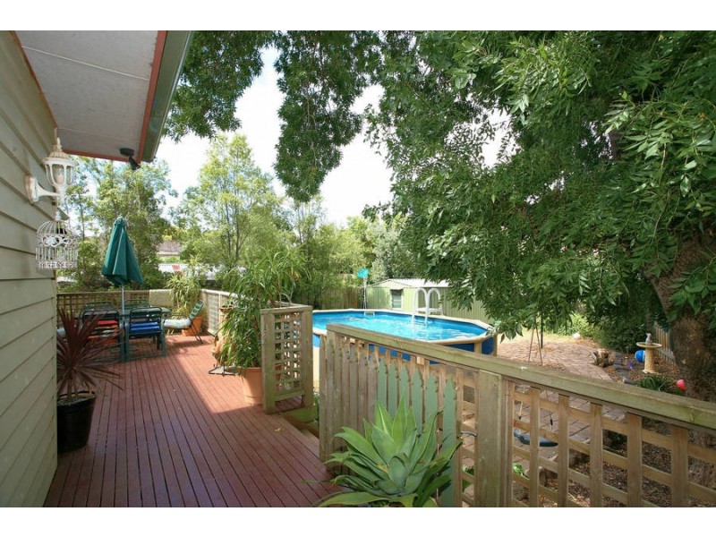 25 Stradbroke Avenue, Frankston South VIC 3199