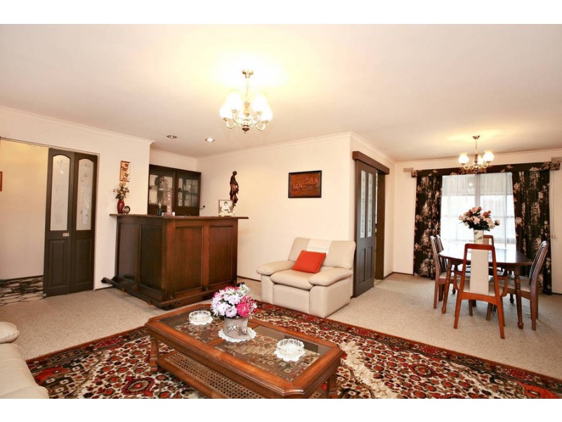 69 Ferndale Drive, Frankston VIC 3199