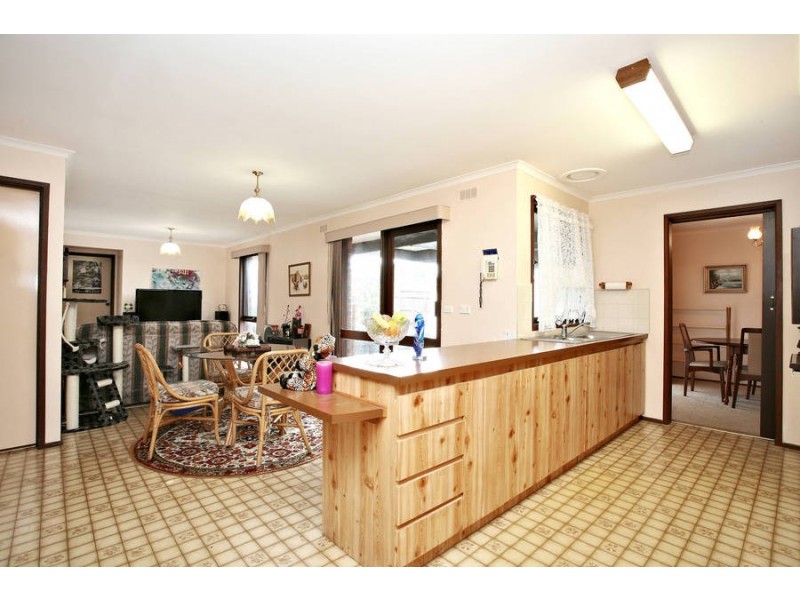 69 Ferndale Drive, Frankston VIC 3199