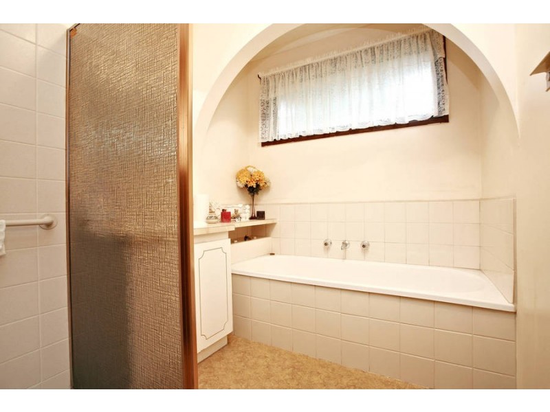 69 Ferndale Drive, Frankston VIC 3199