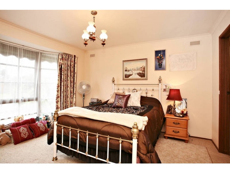 69 Ferndale Drive, Frankston VIC 3199