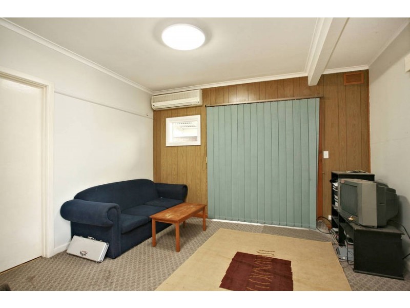 11 Armstrongs Road, Seaford VIC 3198