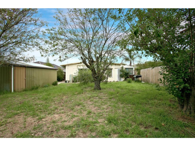 11 Armstrongs Road, Seaford VIC 3198