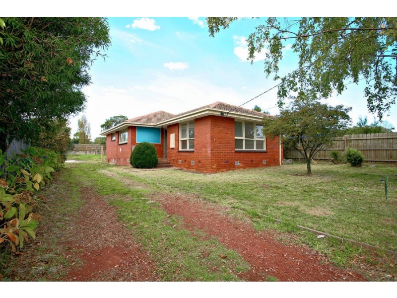 5 Heath Avenue, Frankston VIC 3199