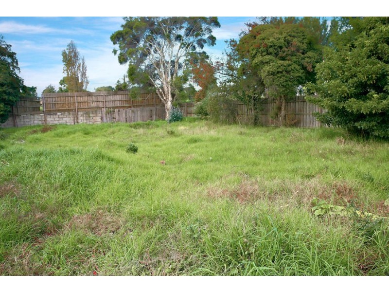 5 Heath Avenue, Frankston VIC 3199