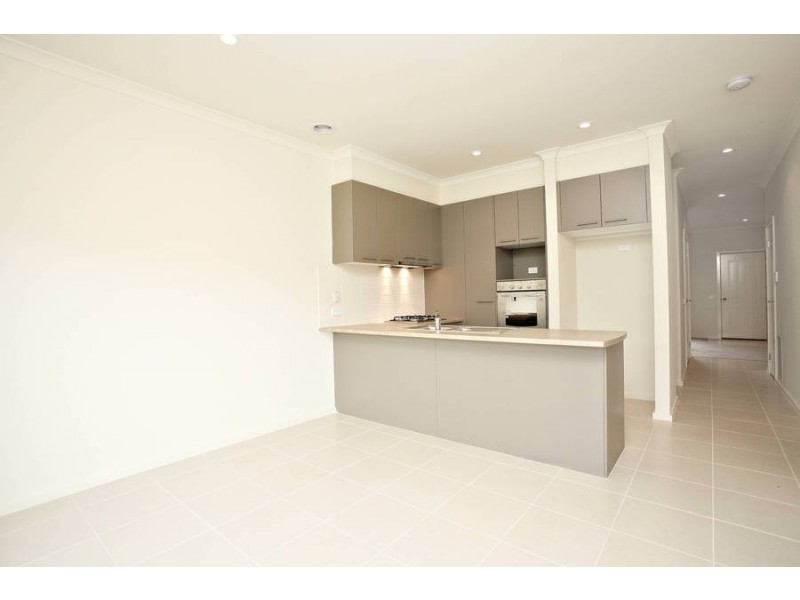 29/28 Potts Road, Langwarrin VIC 3910