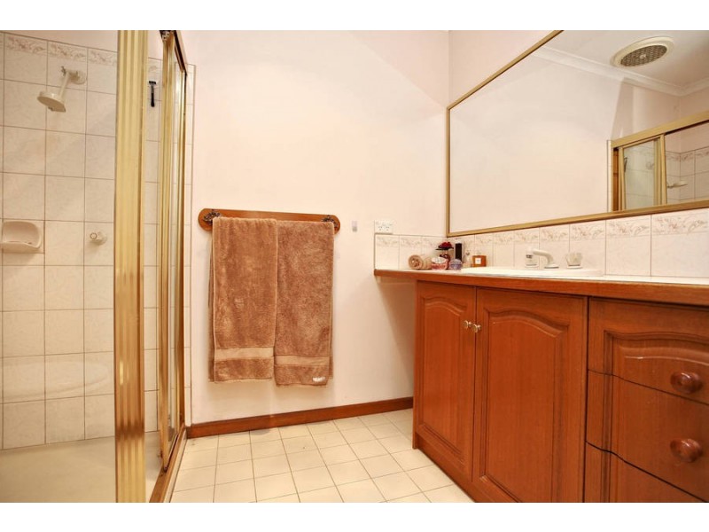 14 Balmerino Square, Frankston VIC 3199