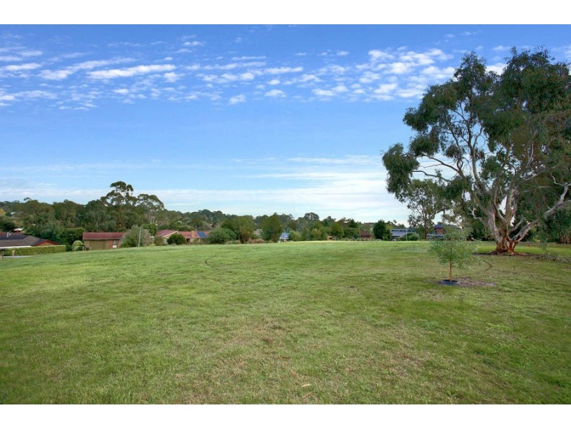 14 Balmerino Square, Frankston VIC 3199