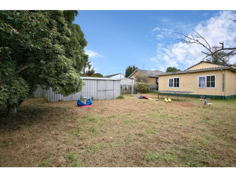 23 Nodding Avenue, Frankston North VIC 3200